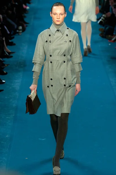 Look 8